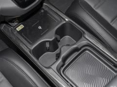 2021 240TURBO CVT 4WD Black Jazz Edition 2021 240TURBO CVT 4WD Black Jazz Edition Фото 47 из 813