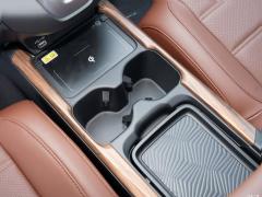 2021 240TURBO CVT полноприводная премиум версия 2021 240TURBO CVT four-wheel drive premium version Фото 297 из 642