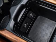 2021 Rui · Гибридная версия 2.0L с приводом на два колеса Net Speed Edition 2021 Rui·Hybrid 2.0L Two-wheel Drive Net Speed Edition Фото 432 из 642