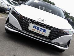 2021 1,5-литровый вариатор LUX Premium Edition 2021 1.5L CVT LUX Premium Edition Фото 20 из 77
