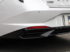 2021 1,5-литровый вариатор LUX Premium Edition 2021 1.5L CVT LUX Premium Edition Фото 55 из 77