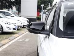 2021 1,5-литровый вариатор LUX Premium Edition 2021 1.5L CVT LUX Premium Edition Фото 14 из 77