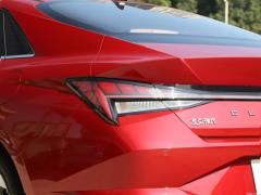 2021 1,5-литровый вариатор LUX Premium Edition 2021 1.5L CVT LUX Premium Edition Фото 51 из 73
