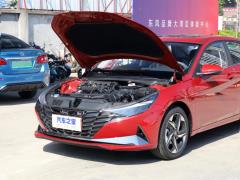 2021 1,5-литровый вариатор LUX Premium Edition 2021 1.5L CVT LUX Premium Edition Фото 8 из 73