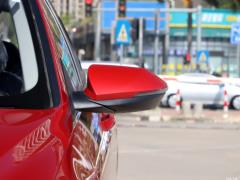 2021 1,5-литровый вариатор LUX Premium Edition 2021 1.5L CVT LUX Premium Edition Фото 29 из 73