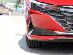 2021 1,5-литровый вариатор LUX Premium Edition 2021 1.5L CVT LUX Premium Edition Фото 20 из 73