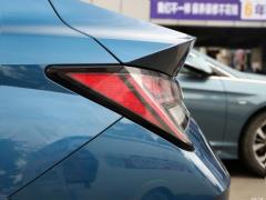 2021 1,5 л вариатор GLX Elite Edition 2021 1.5L CVT GLX Elite Edition Фото 195 из 215