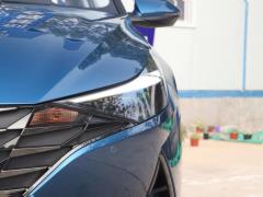 2021 1,5-литровый вариатор LUX Premium Edition 2021 1.5L CVT LUX Premium Edition Фото 36 из 215