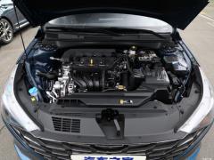 2021 1,5 л вариатор GLX Elite Edition 2021 1.5L CVT GLX Elite Edition Фото 151 из 215