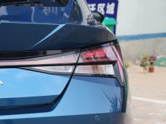 2021 1,5-литровый вариатор LUX Premium Edition 2021 1.5L CVT LUX Premium Edition Фото 62 из 215