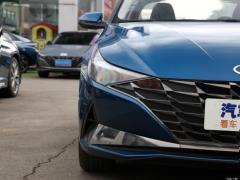 2021 1,5 л вариатор GLX Elite Edition 2021 1.5L CVT GLX Elite Edition Фото 163 из 215