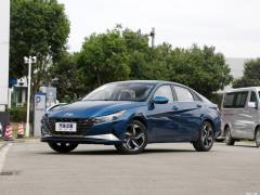 2021 1,5 л вариатор GLX Elite Edition 2021 1.5L CVT GLX Elite Edition Фото 15 из 215