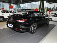 2021 1,5-литровый вариатор LUX Premium Edition 2021 1.5L CVT LUX Premium Edition Фото 6 из 49