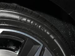 2021 1,5-литровый вариатор LUX Premium Edition 2021 1.5L CVT LUX Premium Edition Фото 34 из 49