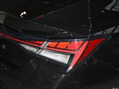 2021 1,5-литровый вариатор LUX Premium Edition 2021 1.5L CVT LUX Premium Edition Фото 46 из 49