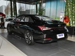 2021 1,5-литровый вариатор LUX Premium Edition 2021 1.5L CVT LUX Premium Edition Фото 5 из 49
