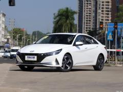 2021 1,5-литровый вариатор LUX Premium Edition 2021 1.5L CVT LUX Premium Edition Фото 1 из 73