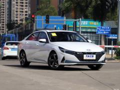2021 1,5-литровый вариатор LUX Premium Edition 2021 1.5L CVT LUX Premium Edition Фото 3 из 73