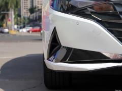 2021 1,5-литровый вариатор LUX Premium Edition 2021 1.5L CVT LUX Premium Edition Фото 20 из 73