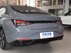 2021 1,5 л вариатор GLX Elite Edition 2021 1.5L CVT GLX Elite Edition Фото 96 из 105