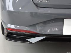 2021 1,5 л вариатор GLX Elite Edition 2021 1.5L CVT GLX Elite Edition Фото 100 из 105