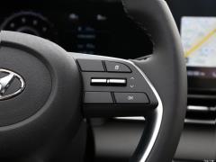 2021 1,5 л вариатор GLX Elite Edition 2021 1.5L CVT GLX Elite Edition Фото 128 из 544