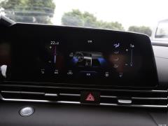 2021 1,5 л вариатор GLX Elite Edition 2021 1.5L CVT GLX Elite Edition Фото 174 из 544
