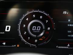 2021 1,5 л вариатор GLX Elite Edition 2021 1.5L CVT GLX Elite Edition Фото 133 из 544