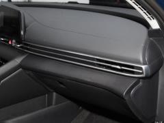 2021 1,5-литровый вариатор LUX Premium Edition 2021 1.5L CVT LUX Premium Edition Фото 262 из 544