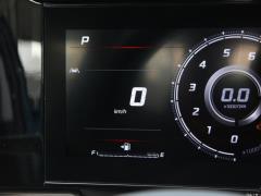 2021 1,5-литровый вариатор LUX Premium Edition 2021 1.5L CVT LUX Premium Edition Фото 208 из 544