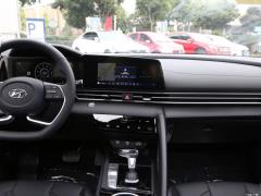 2021 1,5 л вариатор GLX Elite Edition 2021 1.5L CVT GLX Elite Edition Фото 119 из 544