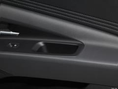 2021 1,5-литровый вариатор LUX Premium Edition 2021 1.5L CVT LUX Premium Edition Фото 498 из 544