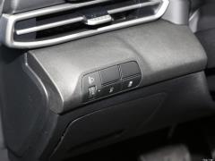 2021 1,5 л вариатор GLX Elite Edition 2021 1.5L CVT GLX Elite Edition Фото 123 из 544