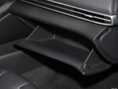 2021 1,5-литровый вариатор LUX Premium Edition 2021 1.5L CVT LUX Premium Edition Фото 263 из 544