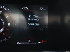 2021 1,5-литровый вариатор LUX Premium Edition 2021 1.5L CVT LUX Premium Edition Фото 215 из 544