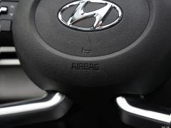 2021 1,5 л вариатор GLX Elite Edition 2021 1.5L CVT GLX Elite Edition Фото 127 из 544