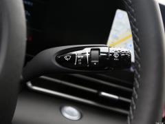 2021 1,5 л вариатор GLX Elite Edition 2021 1.5L CVT GLX Elite Edition Фото 130 из 544