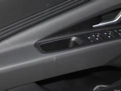2021 1,5-литровый вариатор LUX Premium Edition 2021 1.5L CVT LUX Premium Edition Фото 471 из 544