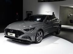 2020 380TGDi автоматическая ТОП флагманская версия 2020 380TGDi automatic TOP flagship version Фото 22 из 185