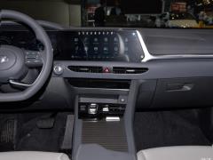 2020 270TGDi DCT GLS Элитное издание 2020 270TGDi DCT GLS Elite Edition Фото 2 из 92