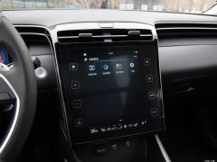 2021 Tucson L 1,5 т LUX Premium Edition 2021 Tucson L 1.5T LUX Premium Edition Фото 79 из 310