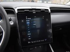 2021 Tucson L 1,5 т LUX Premium Edition 2021 Tucson L 1.5T LUX Premium Edition Фото 88 из 310