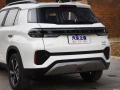 Полноприводная ТОП флагманской версии 240TGDi DCT 2021 года 2021 240TGDi DCT two-wheel drive TOP flagship version Фото 58 из 181