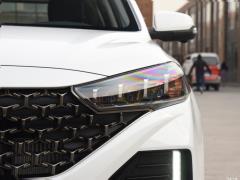 Полноприводная ТОП флагманской версии 240TGDi DCT 2021 года 2021 240TGDi DCT two-wheel drive TOP flagship version Фото 35 из 181