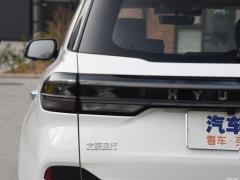 Полноприводная ТОП флагманской версии 240TGDi DCT 2021 года 2021 240TGDi DCT two-wheel drive TOP flagship version Фото 61 из 181