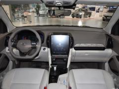 Полноприводная ТОП флагманской версии 240TGDi DCT 2021 года 2021 240TGDi DCT two-wheel drive TOP flagship version Фото 1 из 122