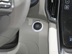 Полноприводная ТОП флагманской версии 240TGDi DCT 2021 года 2021 240TGDi DCT two-wheel drive TOP flagship version Фото 47 из 122
