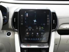 Полноприводная ТОП флагманской версии 240TGDi DCT 2021 года 2021 240TGDi DCT two-wheel drive TOP flagship version Фото 31 из 122