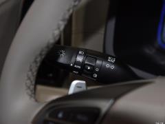 Полноприводная ТОП флагманской версии 240TGDi DCT 2021 года 2021 240TGDi DCT two-wheel drive TOP flagship version Фото 10 из 122