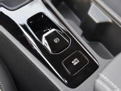 Полноприводная ТОП флагманской версии 240TGDi DCT 2021 года 2021 240TGDi DCT two-wheel drive TOP flagship version Фото 42 из 274